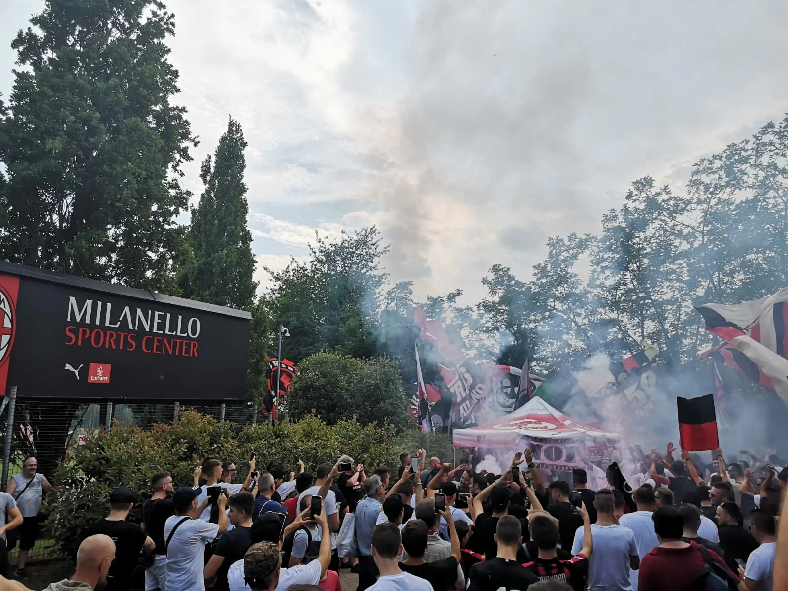 Curva Sud Milan Milanello