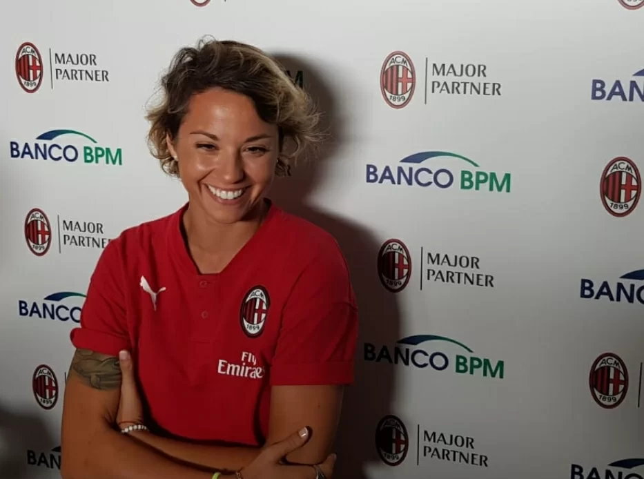 Valentina Giacinti carica l’ambiente rossonero, le parole