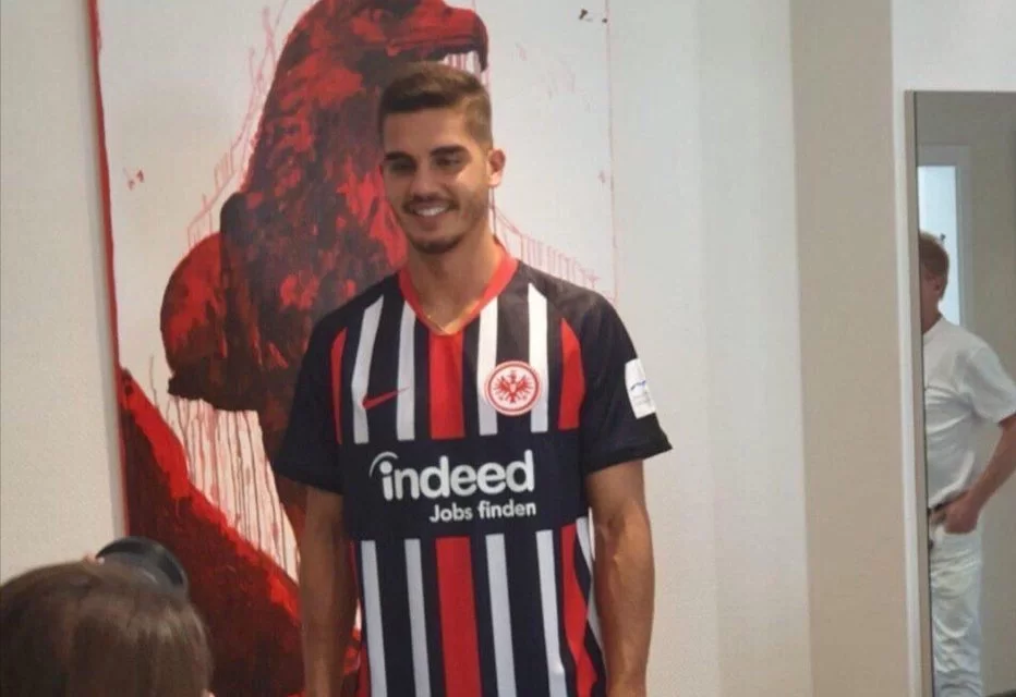 André Silva: “Felice di essere all’Eintracht Francoforte, sul mio futuro…”