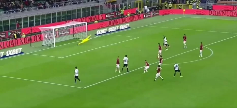 Suso colpevole sul goal di Calderoni, sui social lo bersagliano. Il giornalista: “Tragico, guarda la partita”