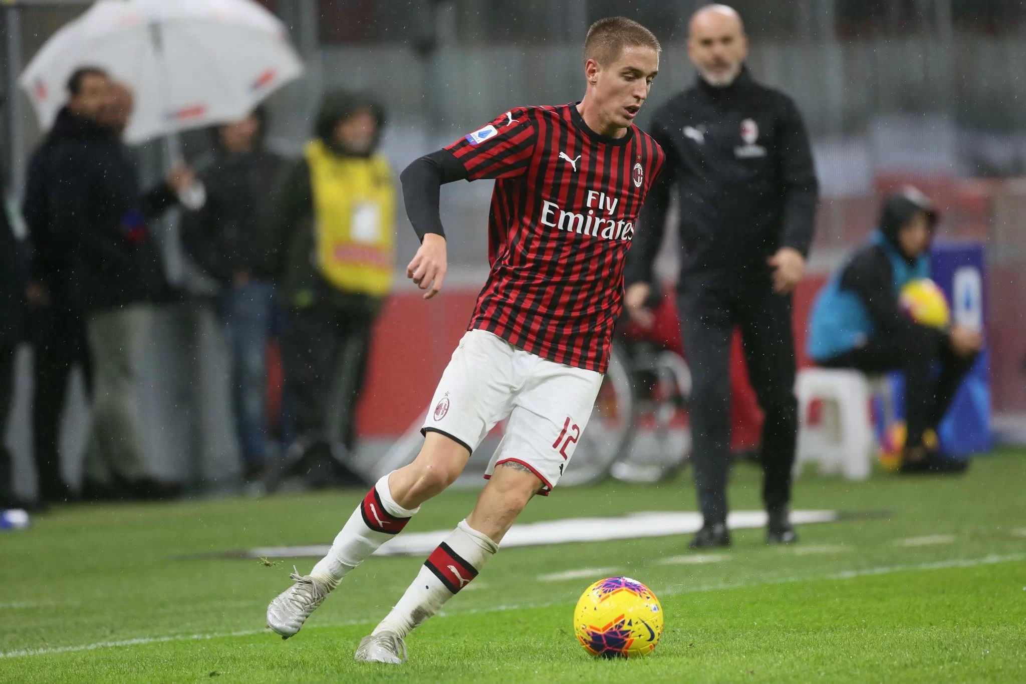 Una big di Serie A piomba su Conti: la posizione del Milan