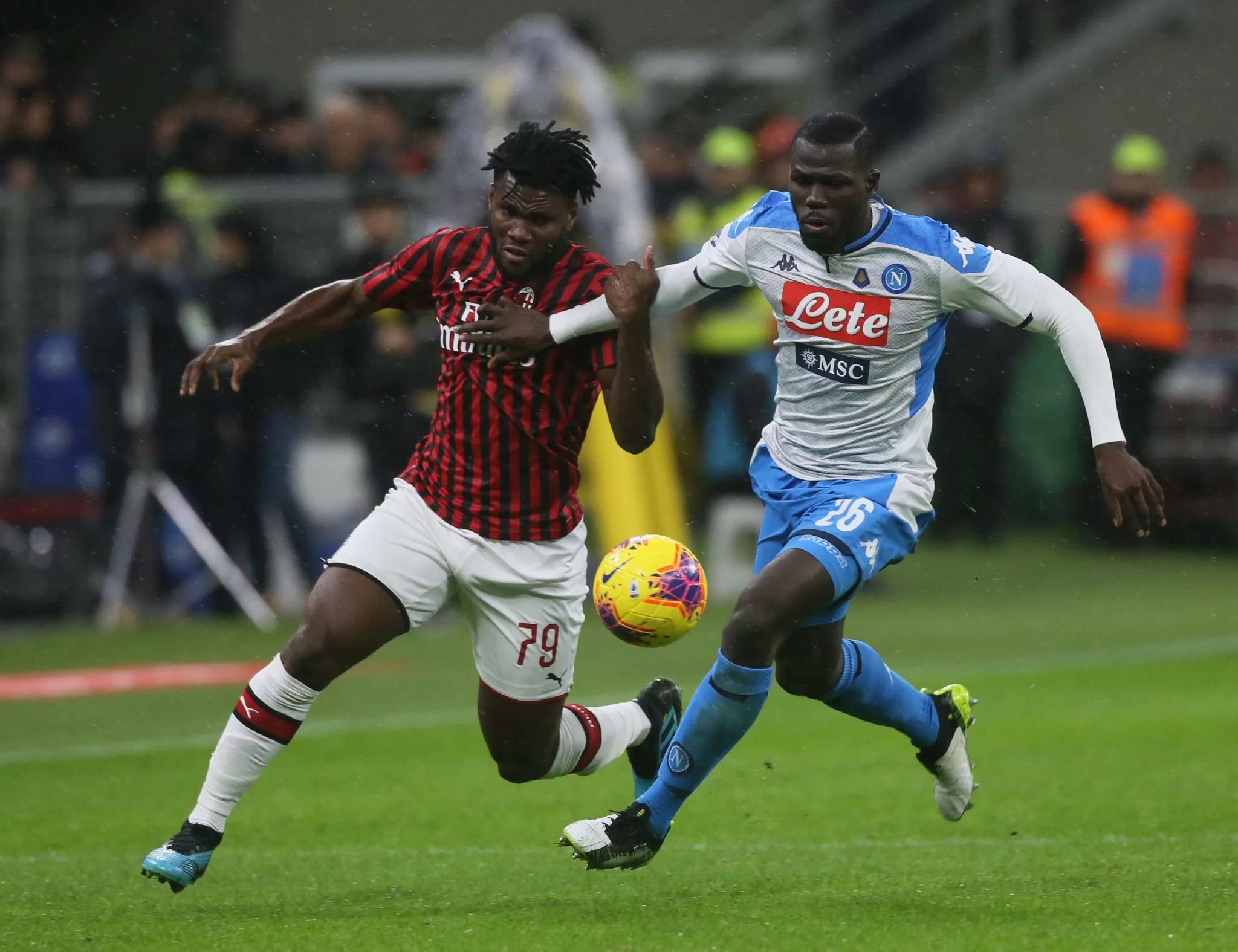 Calciomercato Milan: il Napoli si fionda su Kessie, ma…