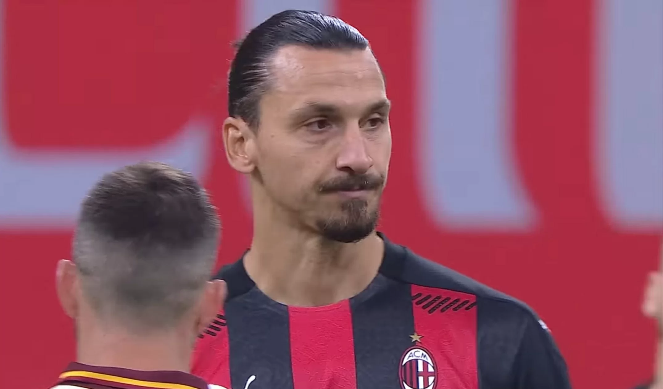 Ibrahimovic a MilanTV: “Mi manca la Curva e allora ho tirato il pallone lì”