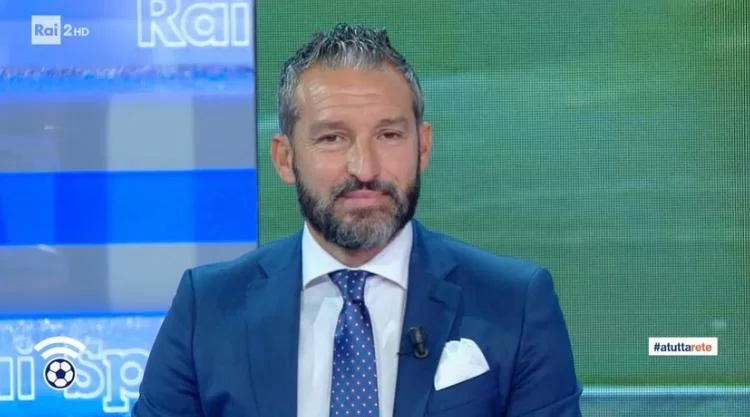 Zambrotta: “Non mi stupisco che Napoli e Milan si giochino il primo posto”