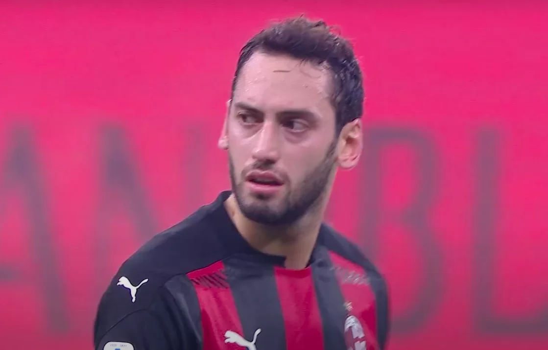 Sky Sport – Rinnovo Calhanoglu: due squadre offrono più del Milan