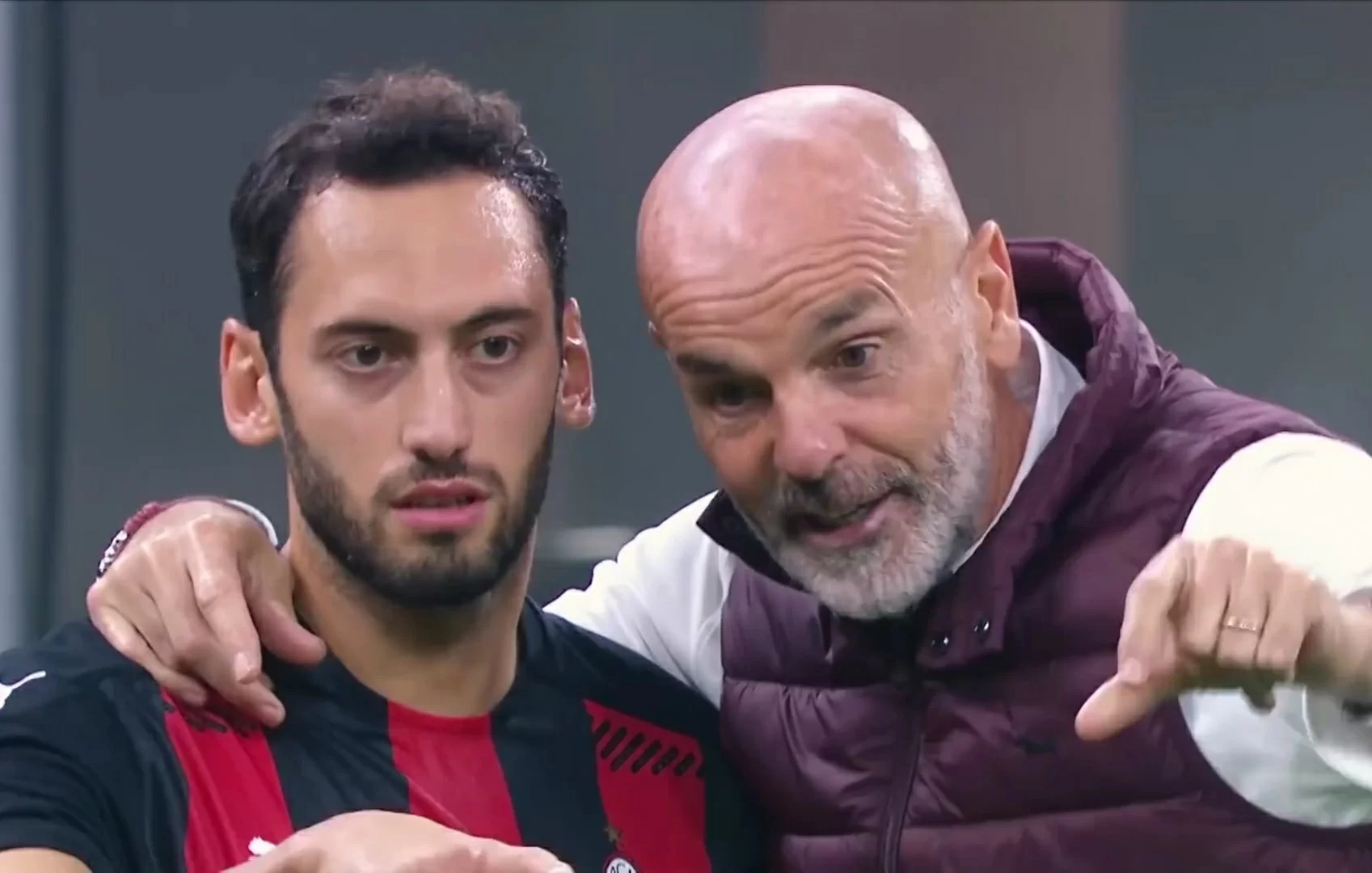 Calhanoglu torna ad allenarsi col gruppo