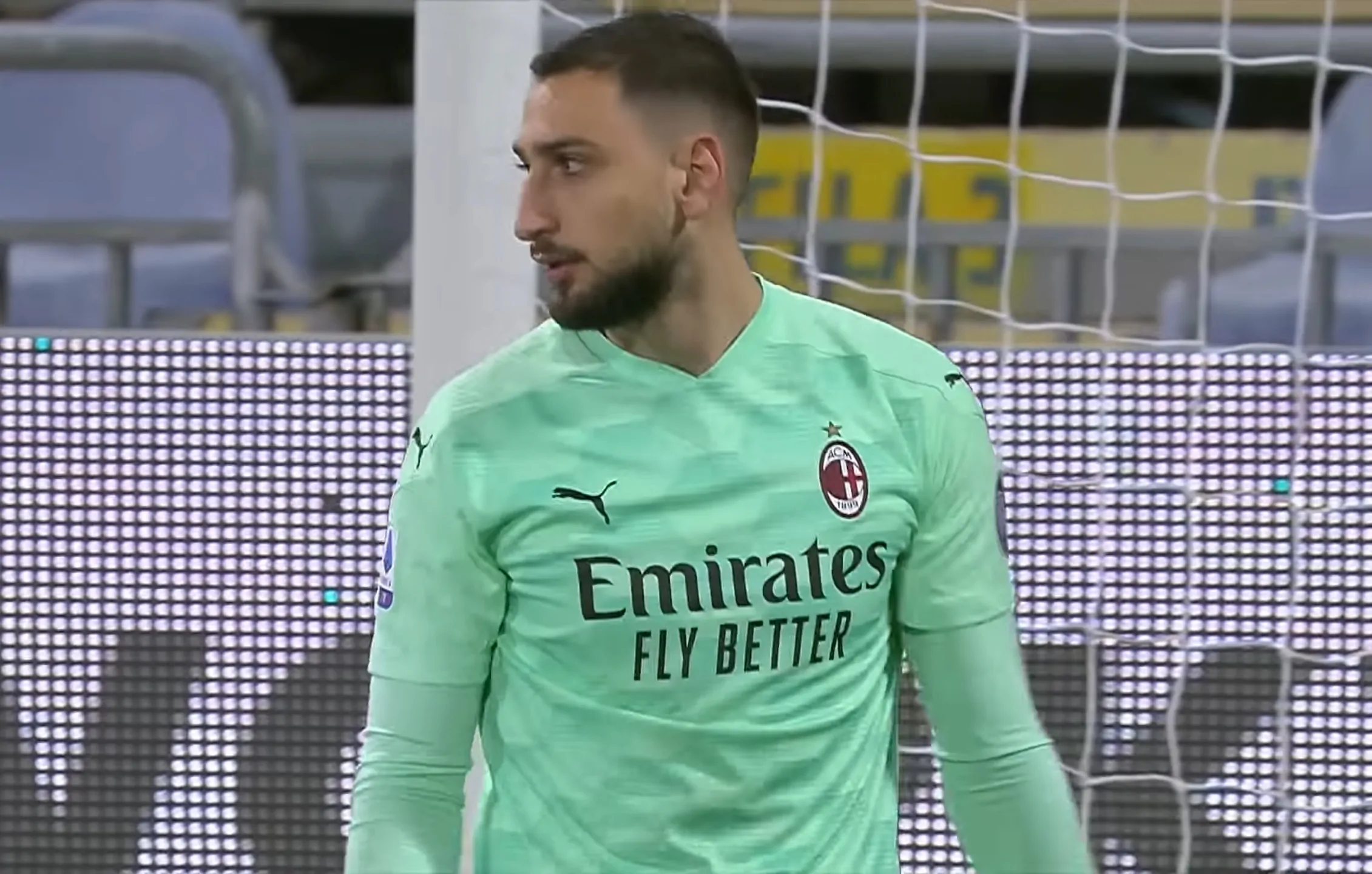 PSG e Chelsea su Donnarumma, ma il Milan vuole blindarlo