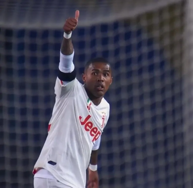 TS – Milan, tentazione Douglas Costa. Il brasiliano non verrà riscattato dal Bayern Monaco