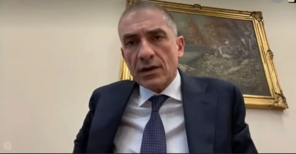 Sottosegretario Costa: “Ultima giornata di A col pubblico? Farò il possibile”