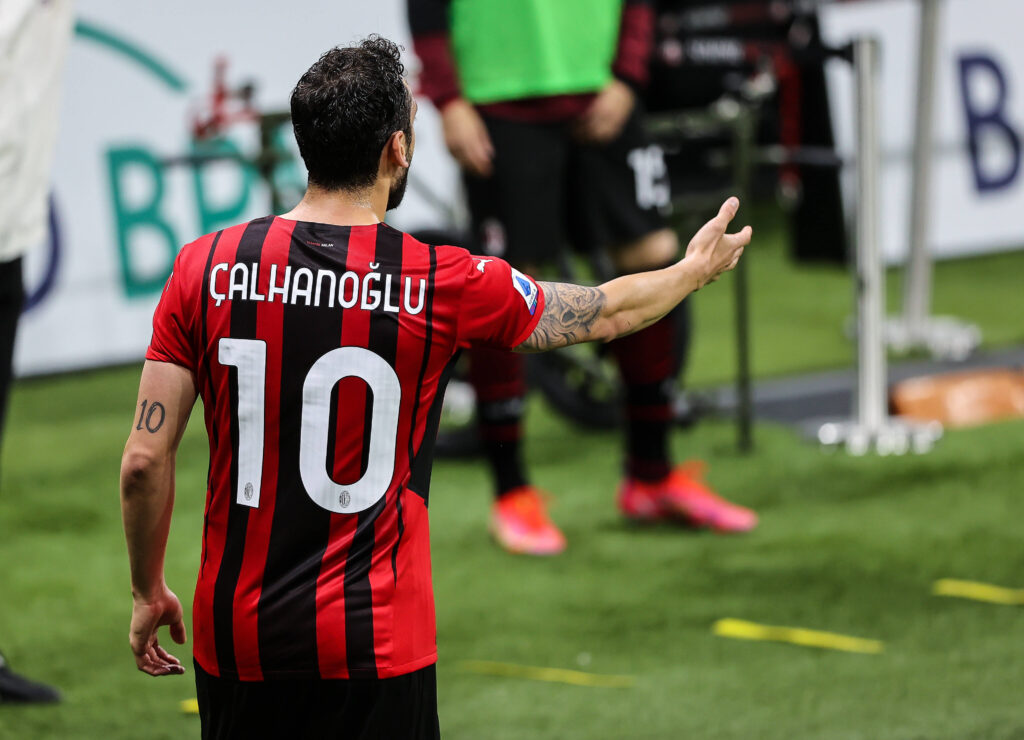Hakan Calhanoglu Milan
