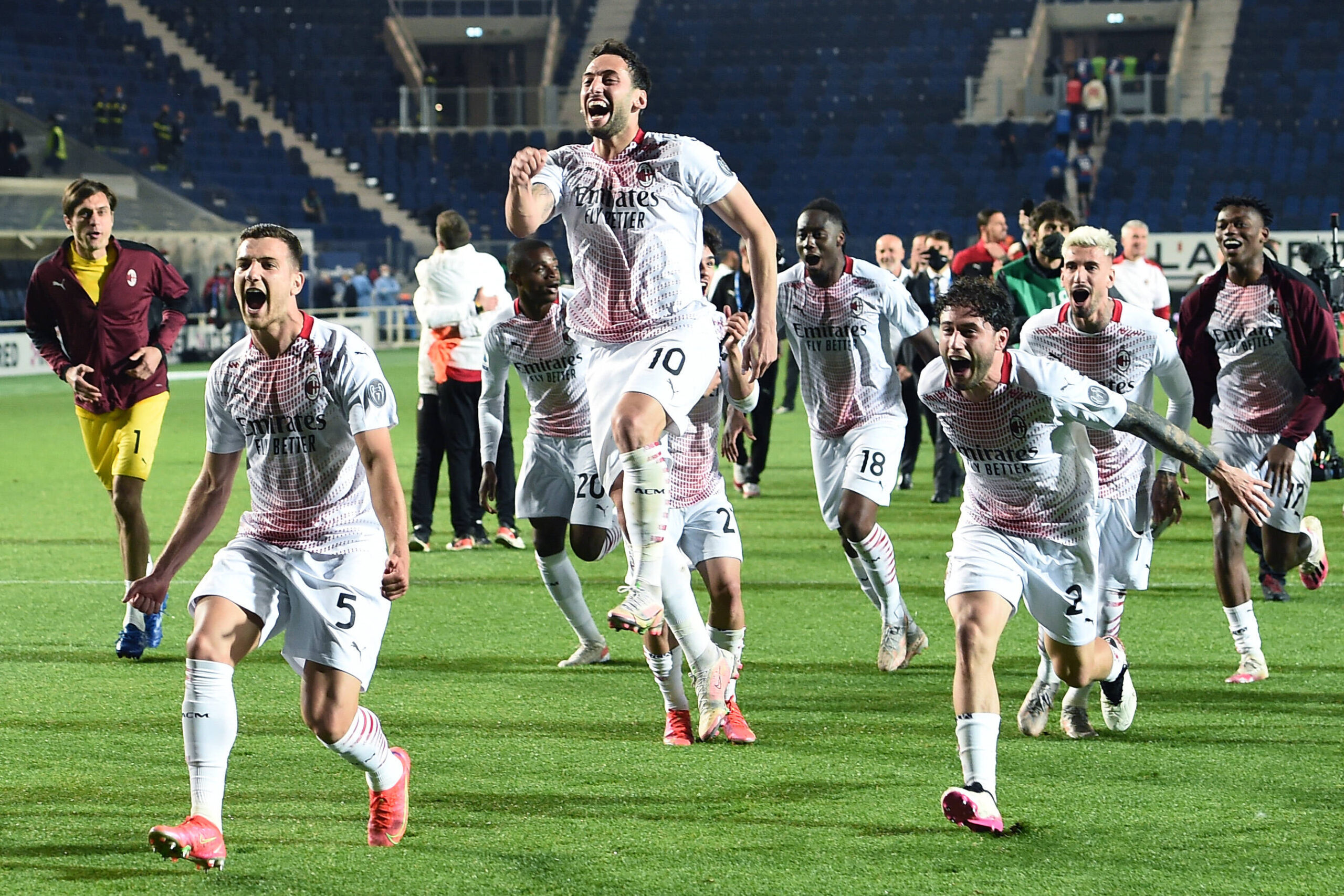 Scontro con un club inglese per un possibile ritorno: la trattativa si complica