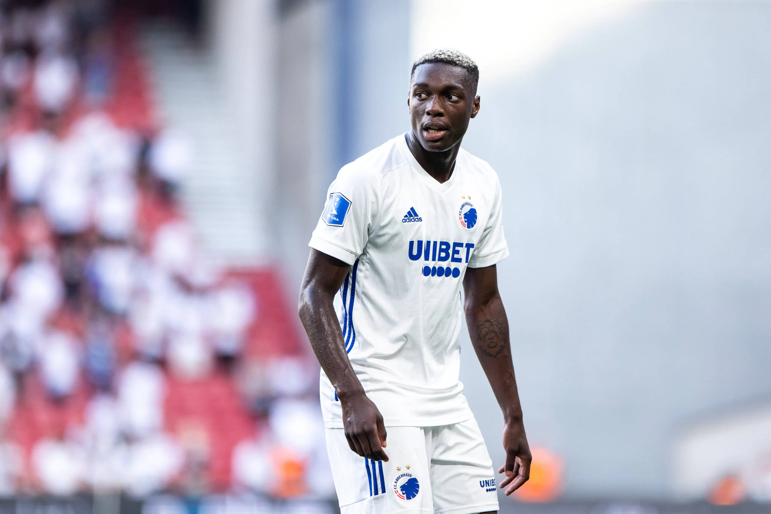 Sfuma un obiettivo: ecco dove va