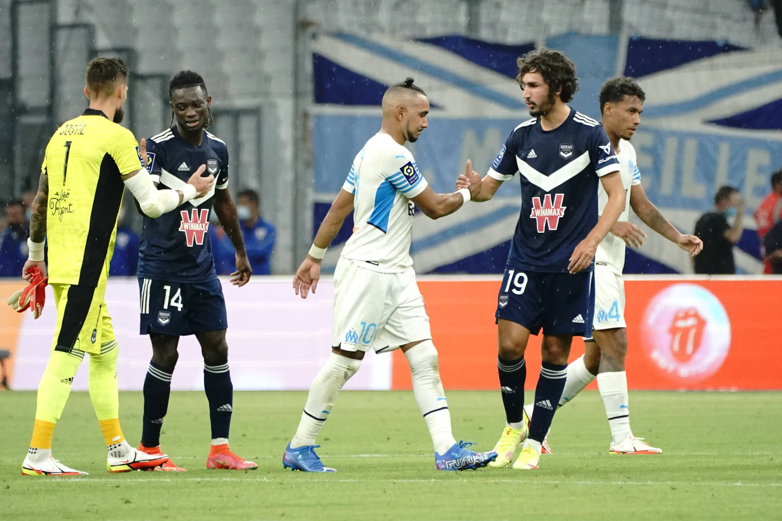 Si complica la trattativa per il centrocampista: il motivo