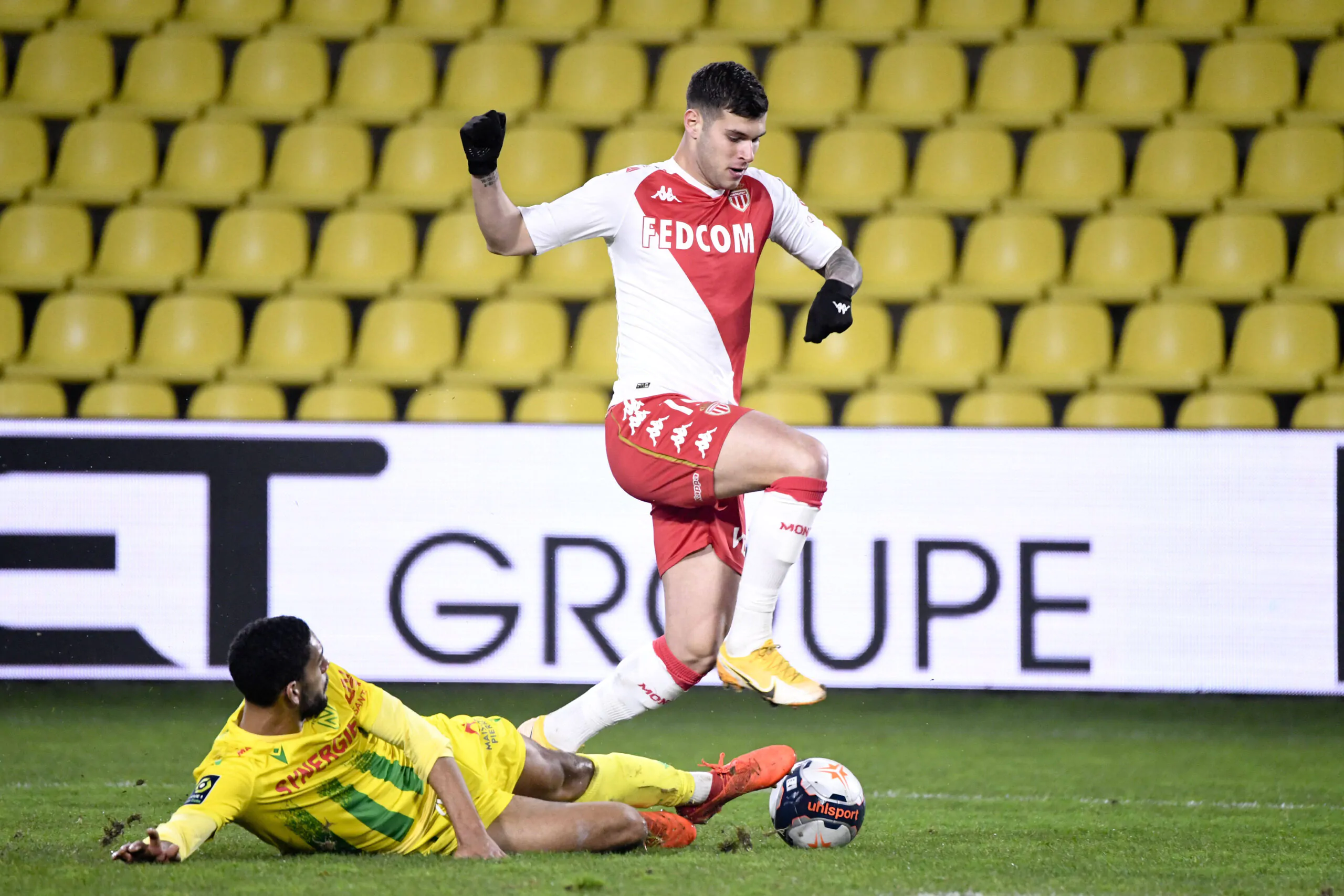Per l’attacco spunta il nome del giovane centravanti della Ligue 1