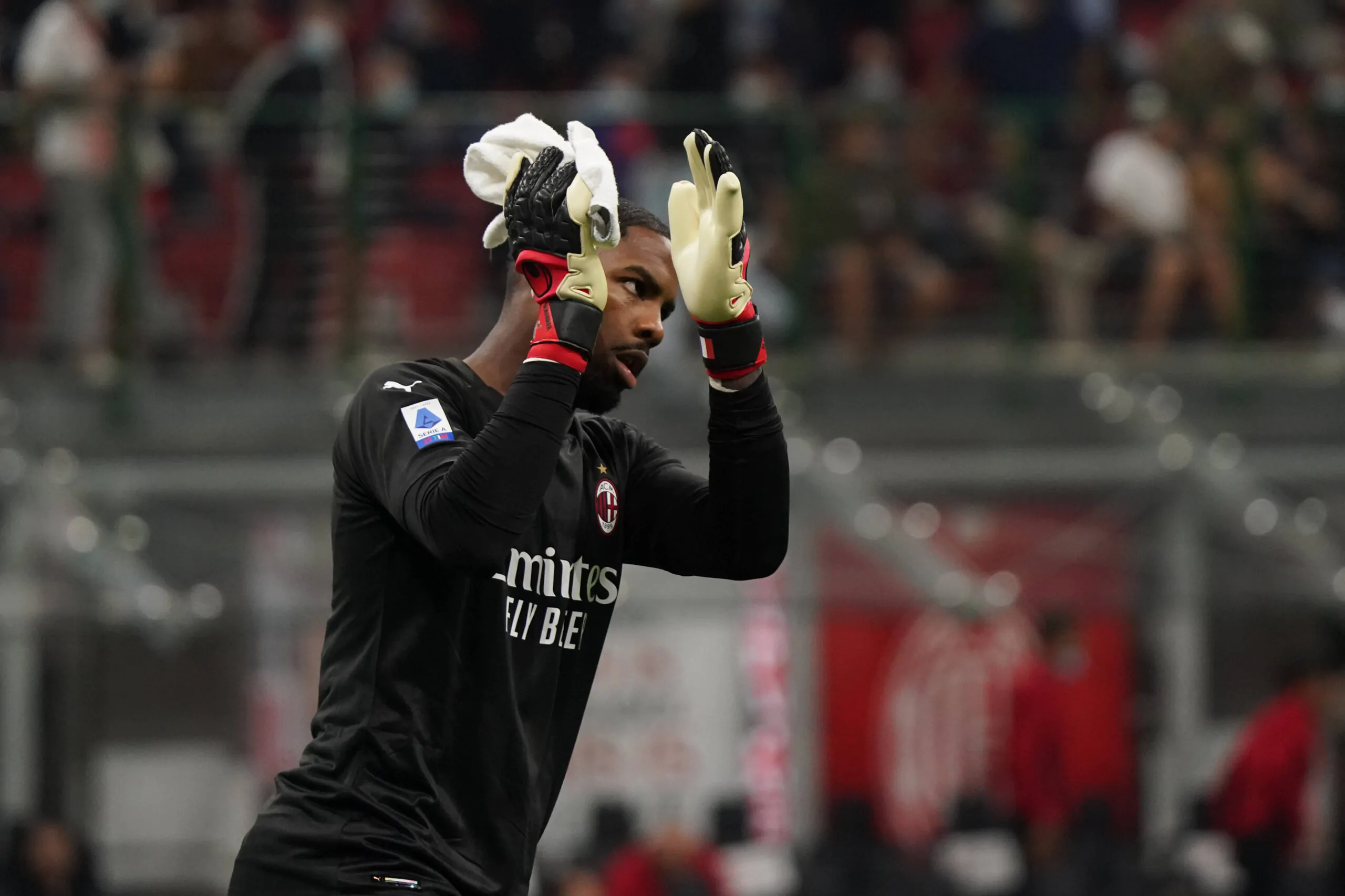 Identificato il tifoso che ha insultato Maignan: la pena