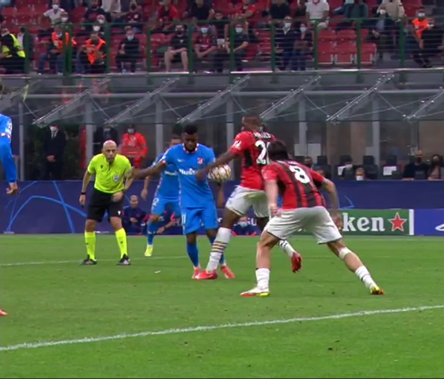 Arriva la decisione dell’UEFA: Cakir non viene sospeso