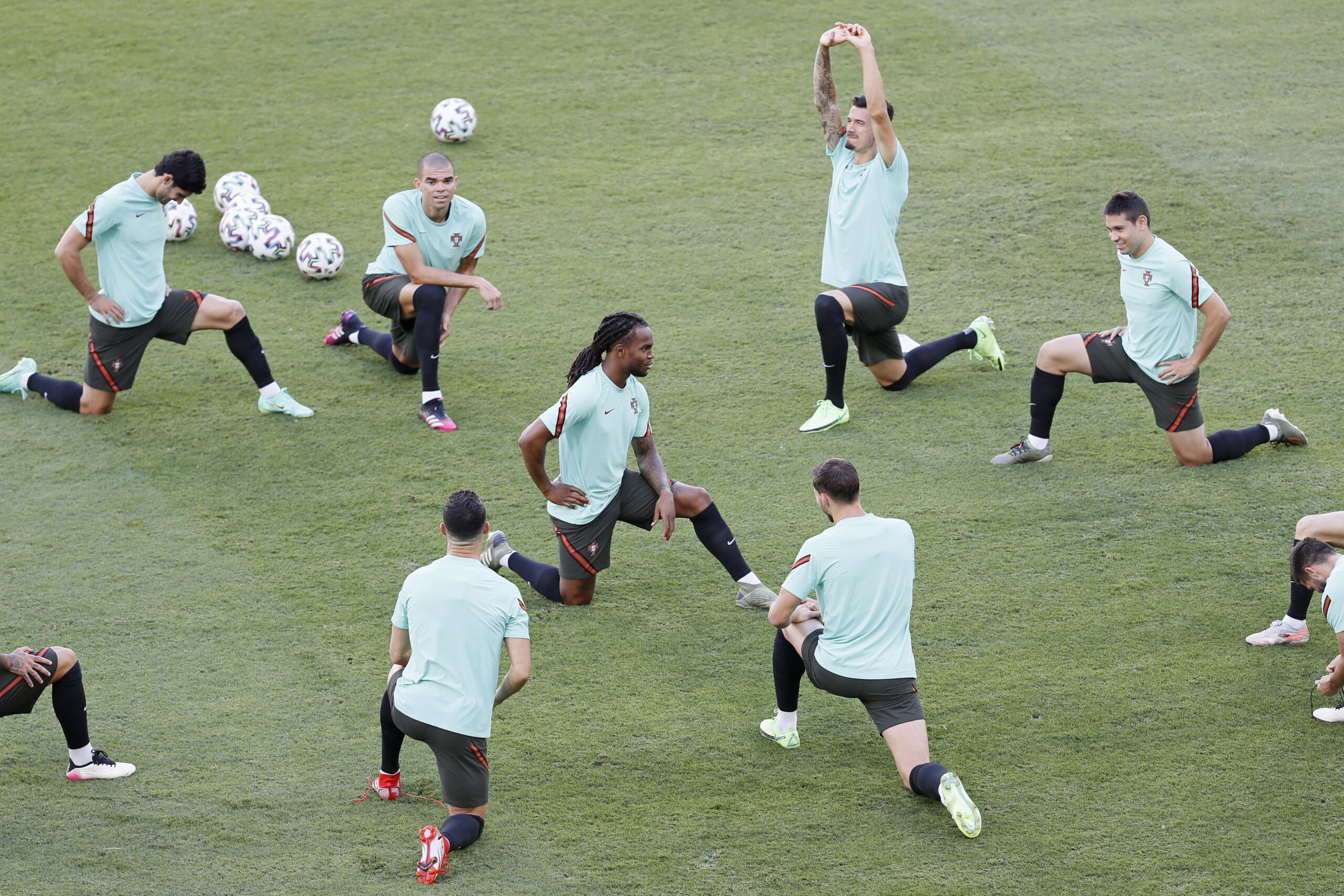 Calciomercato, Renato Sanches nel mirino anche del Milan