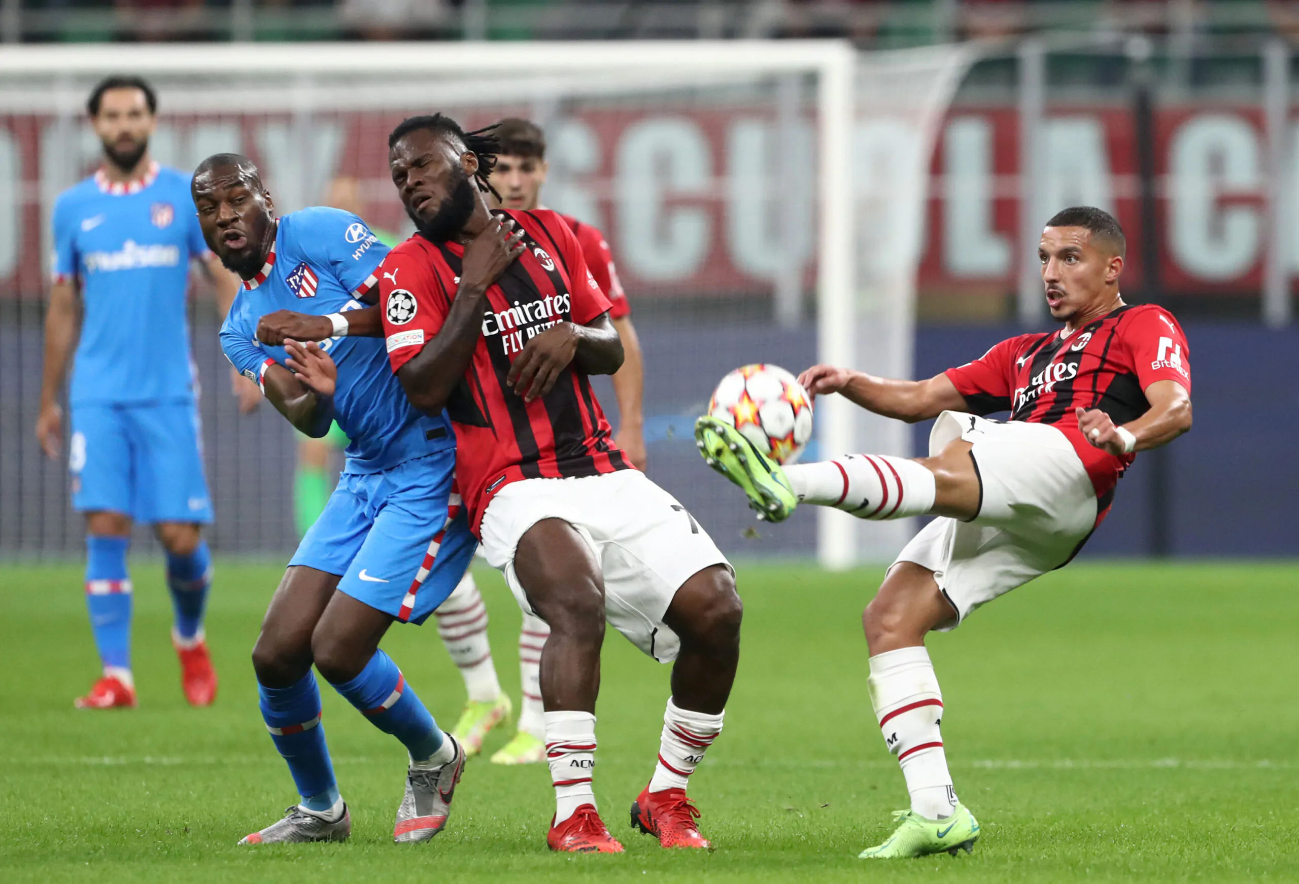 Non solo Theo Hernandez: un altro rossonero è pronto a rinnovare!