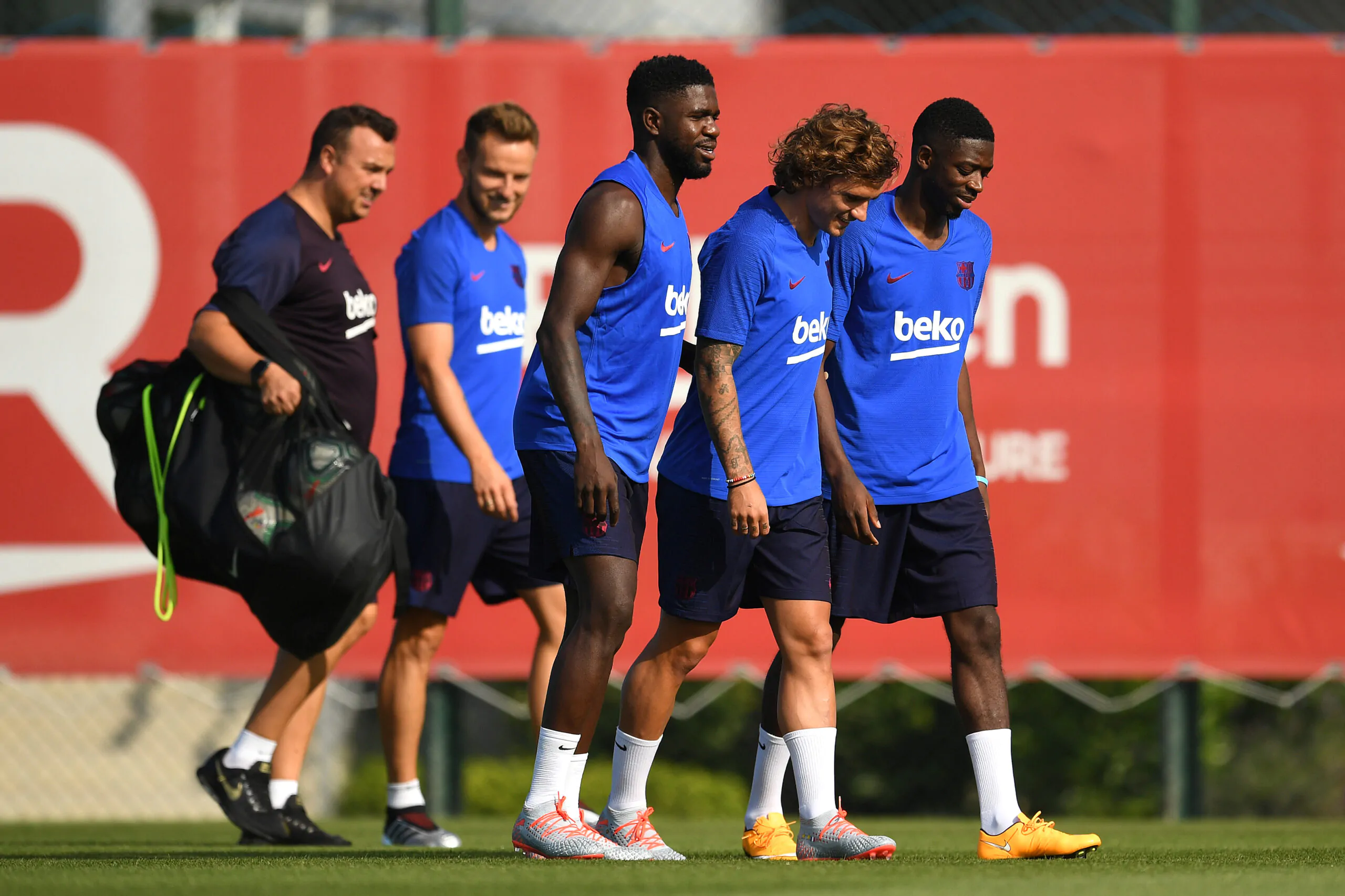 Nome nuovo per la difesa: è in uscita dal Barcellona!