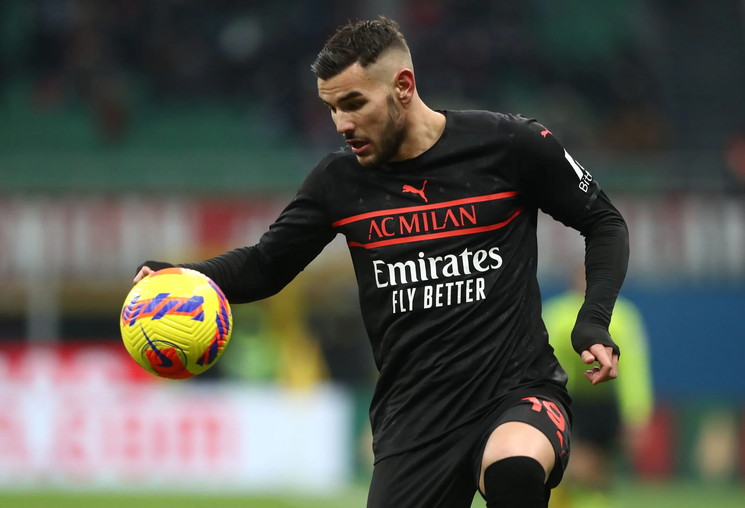 Il Chelsea piomba su Theo: la risposta del Milan!