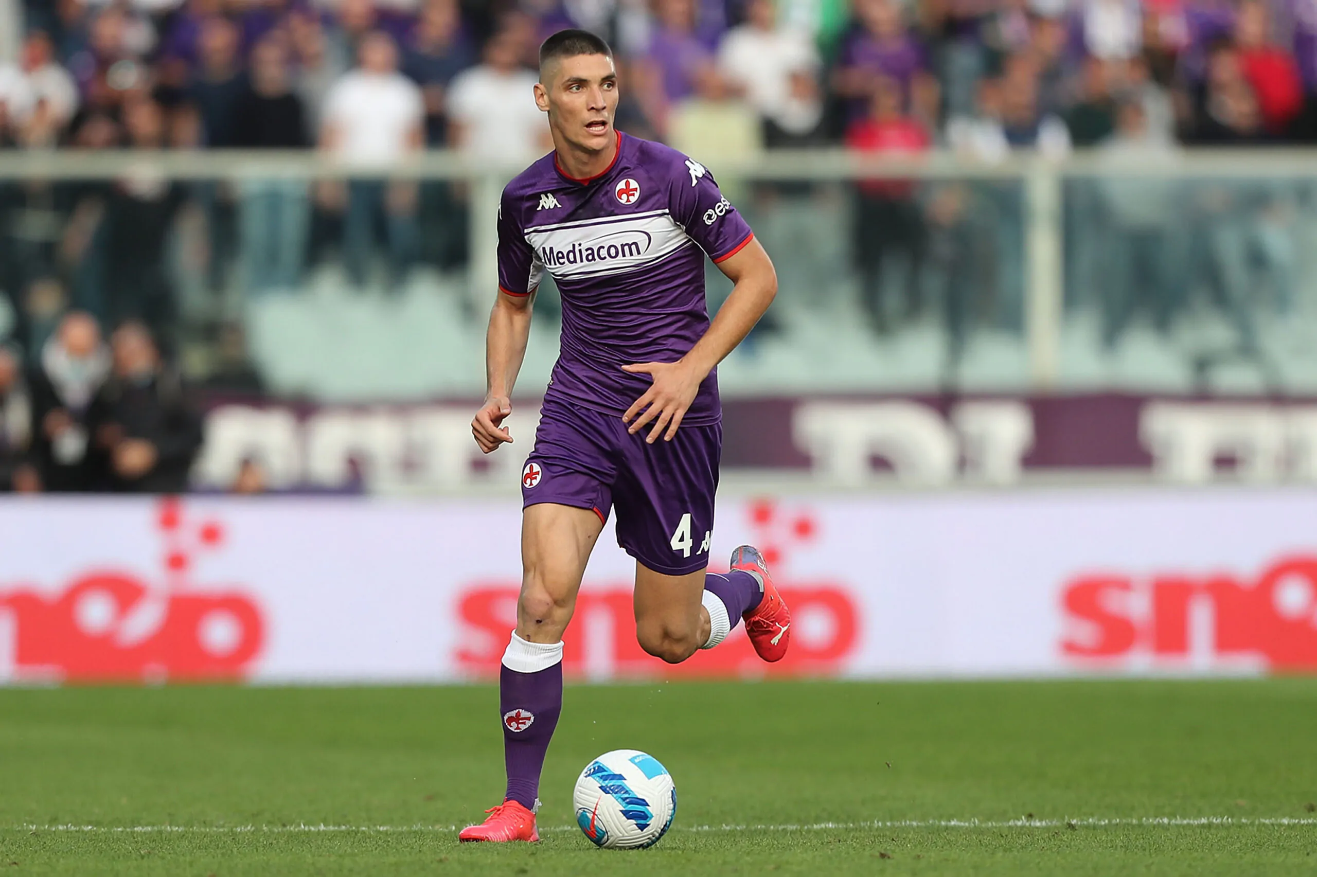 Obiettivo Milenkovic per gennaio, ma la Fiorentina tentenna: il motivo