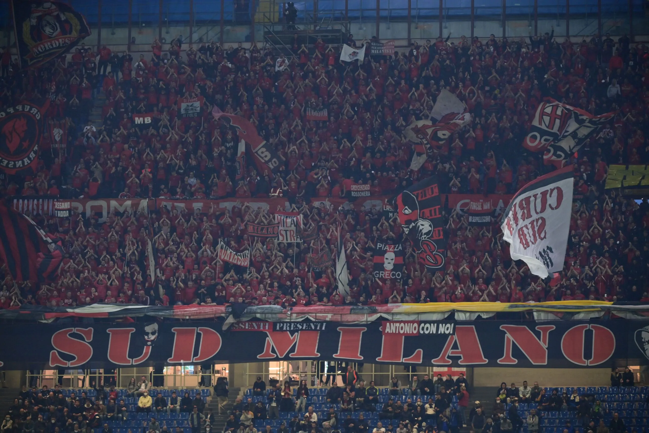 Entusiasmo alle stelle per Milan-Udinese: boom di tifosi attesi allo stadio