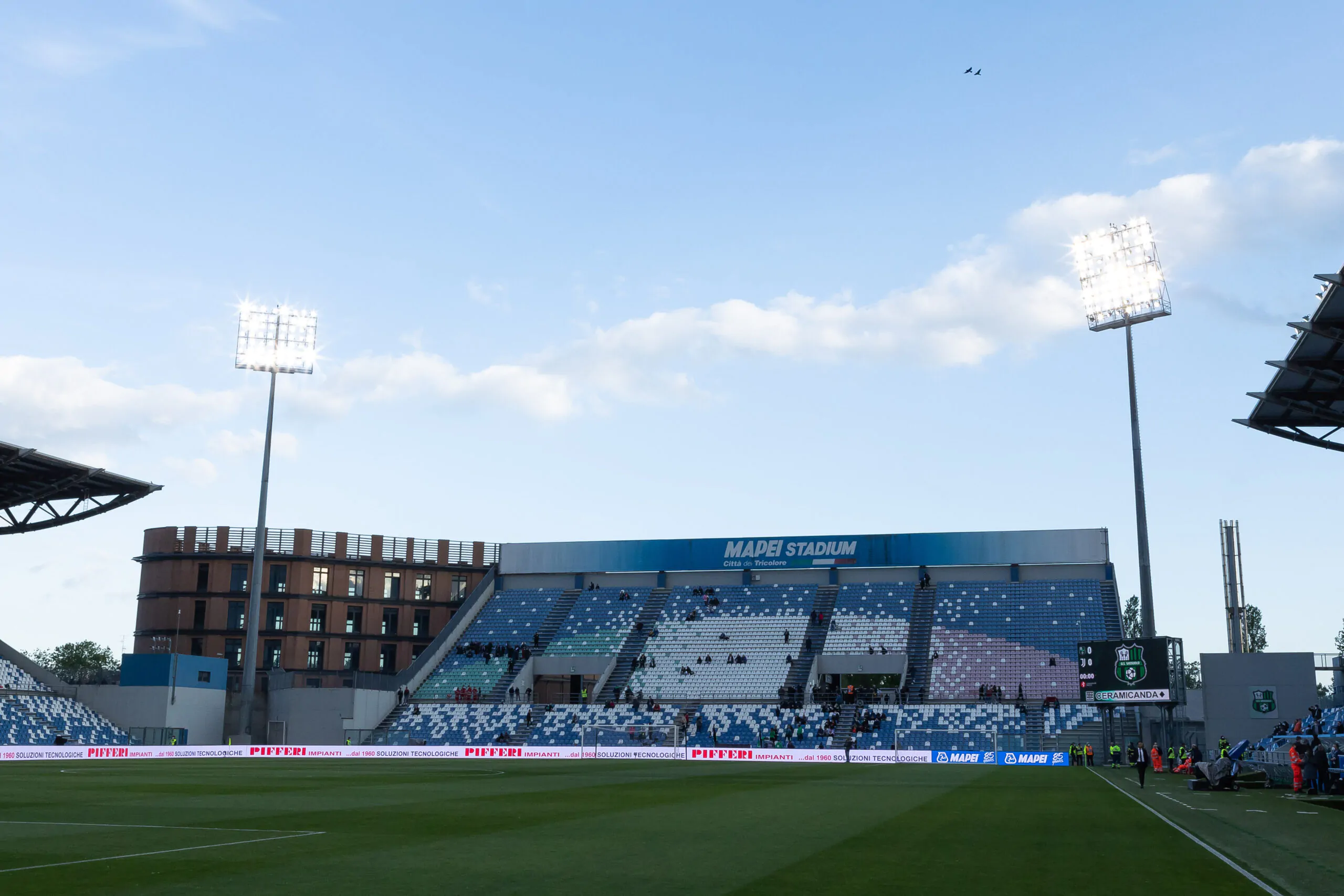 Mapei Stadium tutto esaurito: c’è un divieto per i tifosi del Milan
