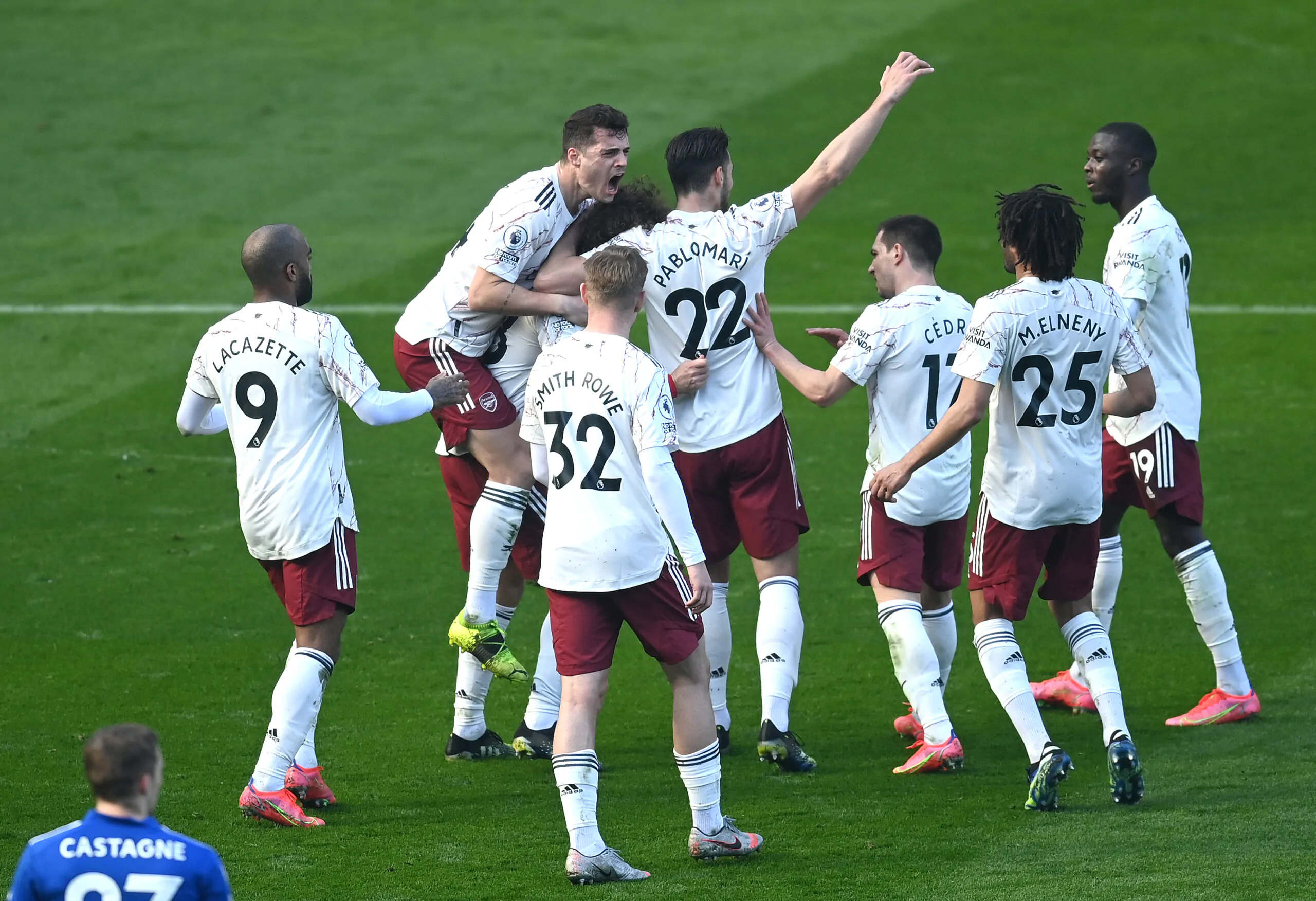 Calciomercato Milan, nuova idea per la difesa: si punta il difensore dell’Arsenal!