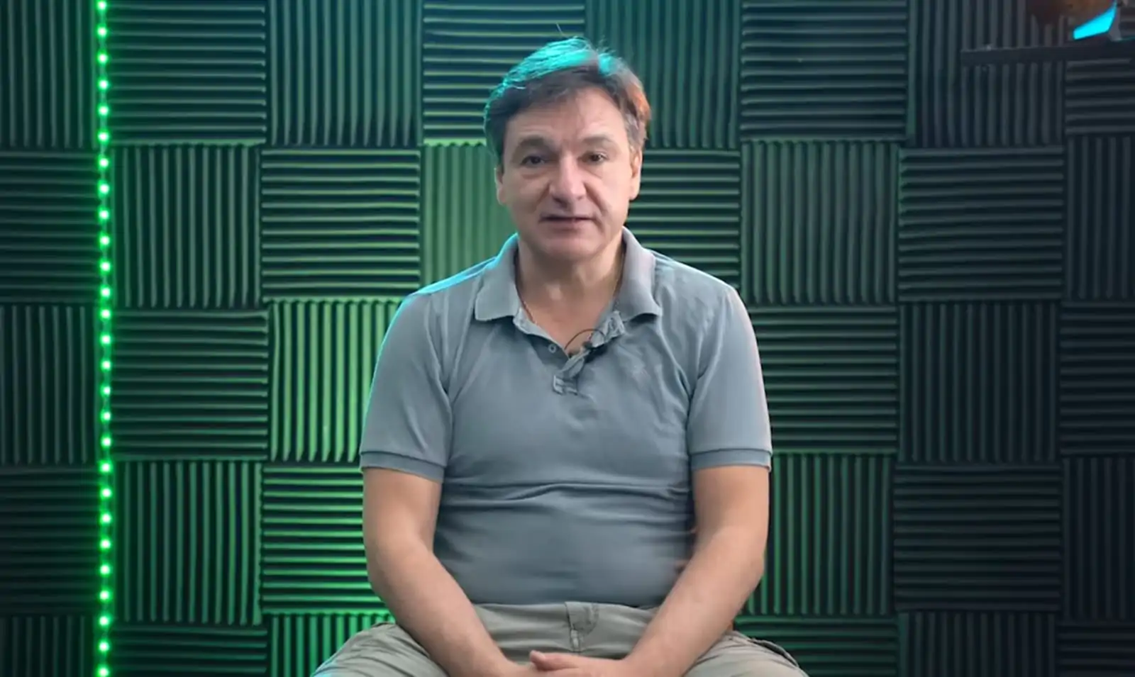 Rinnovo Maldini, Caressa duro: “Firma forzata!”