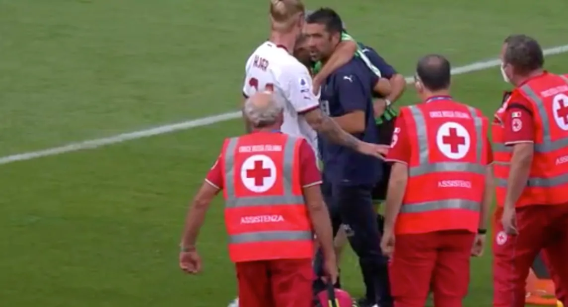 Brutto infortunio durante Sassuolo-Milan: costretto a uscire dal campo!
