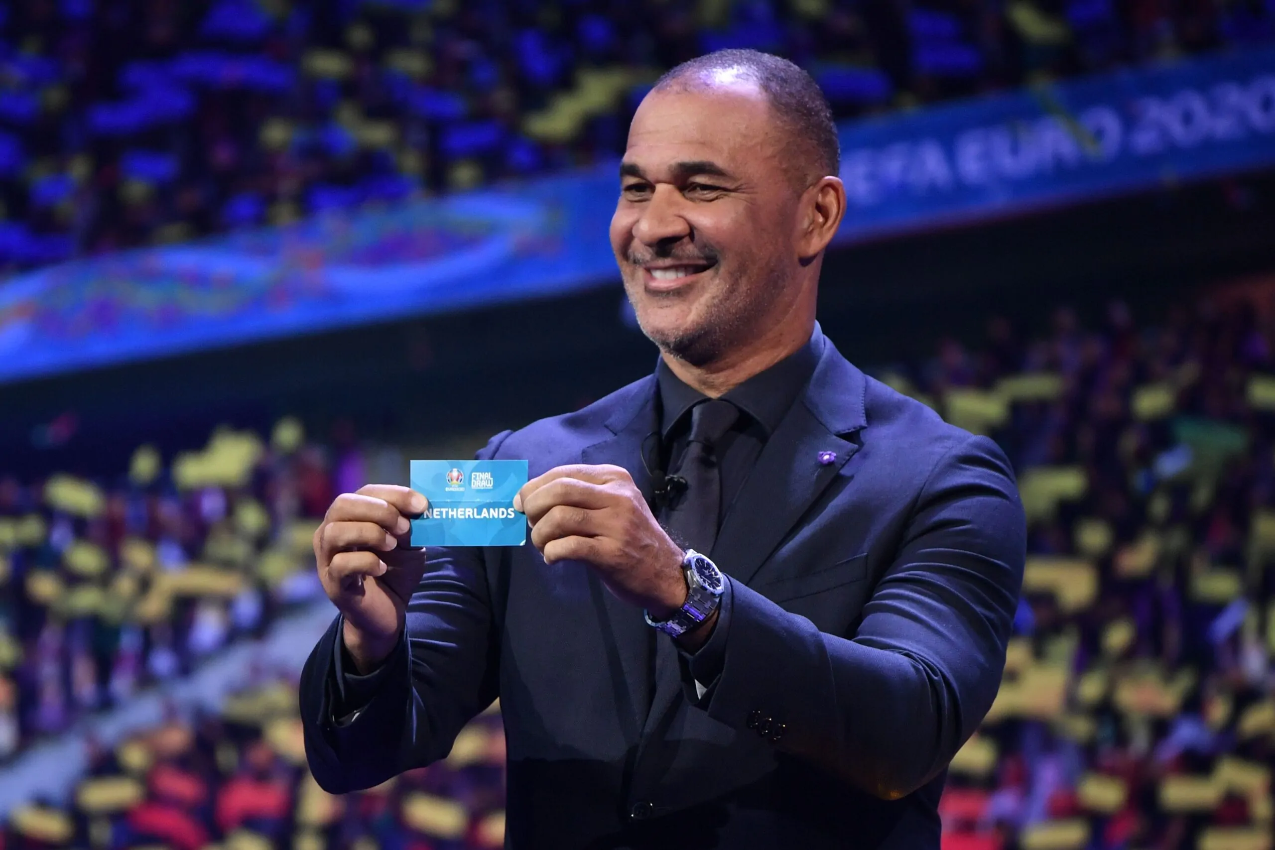 Milan, senti Gullit: “Leao è un fuoriclasse!”, poi il consiglio a De Ketelaere