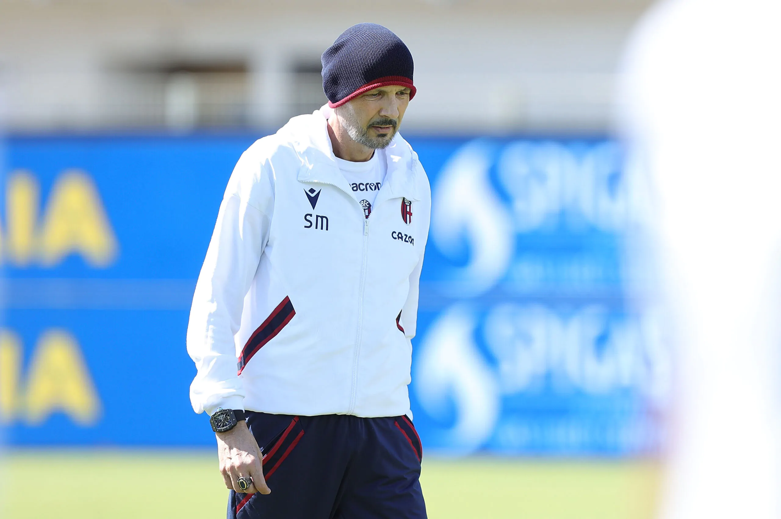 Il Milan ricorda Mihajlovic, i rossoneri con il lutto al braccio in amichevole