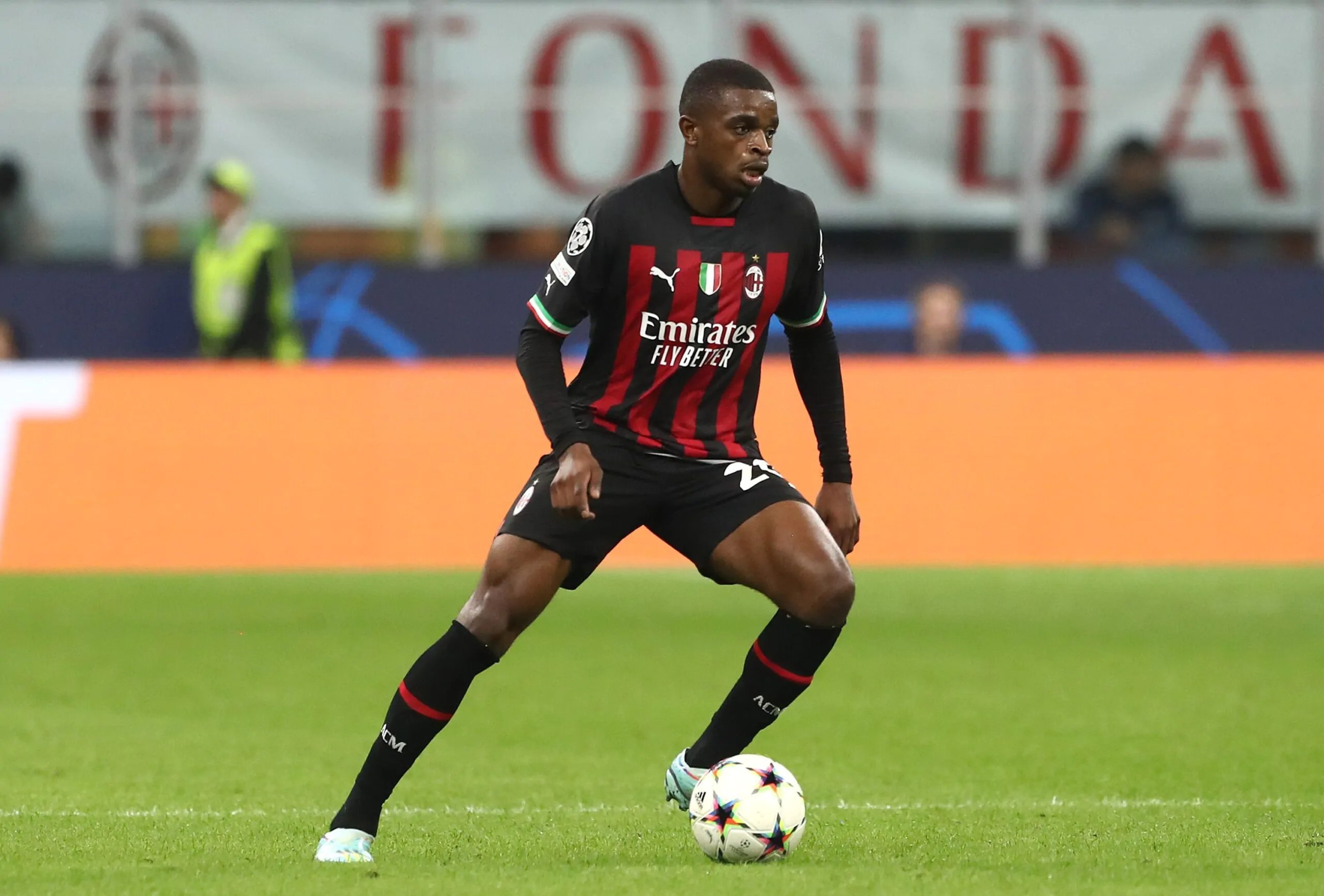 Kalulu dal ritiro del Milan: “La pausa ha fatto bene”, poi il commento sul campionato