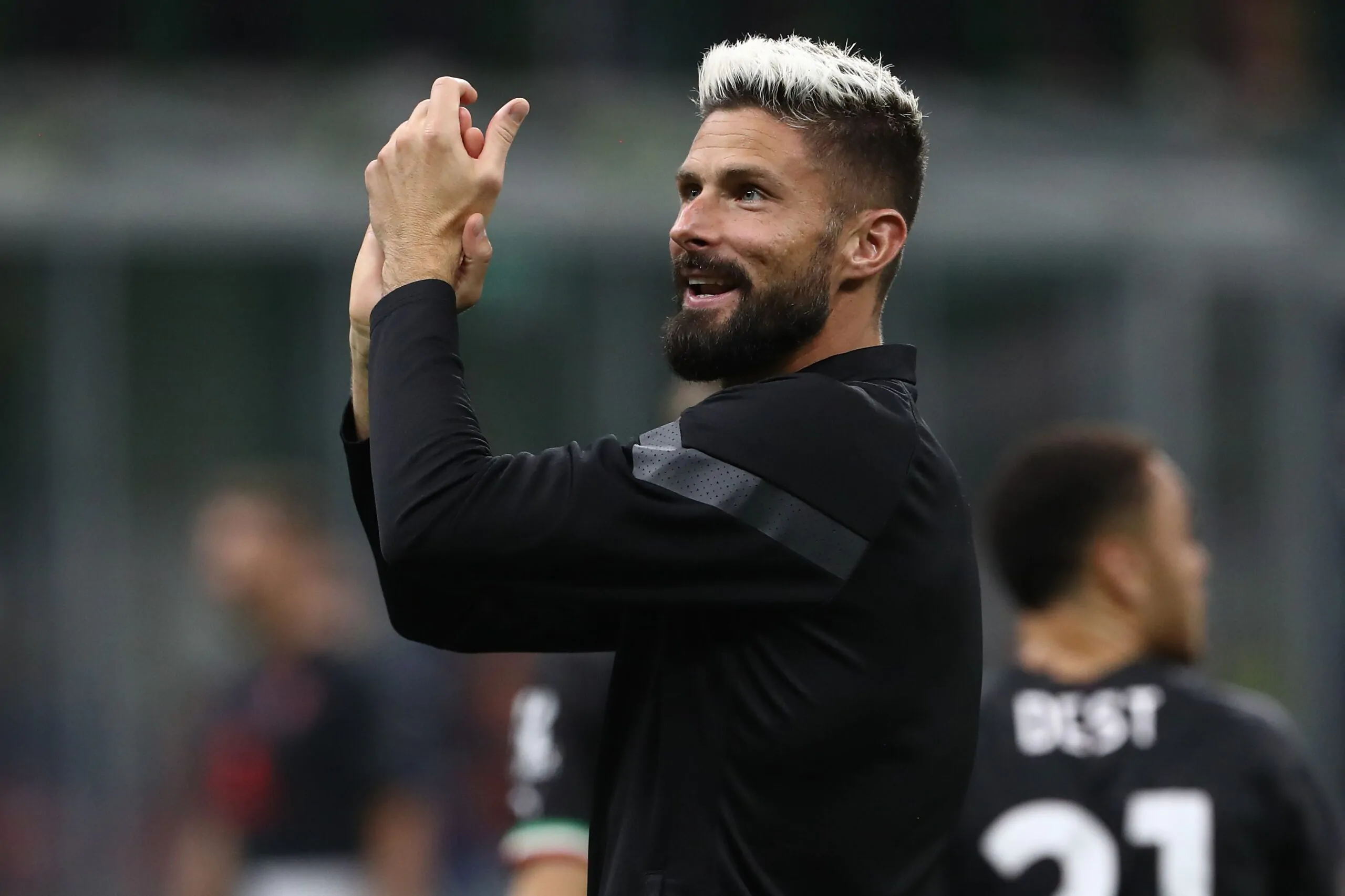 Giroud: “Questa stagione sarà difficile”, poi il commento a sorpresa sul rinnovo