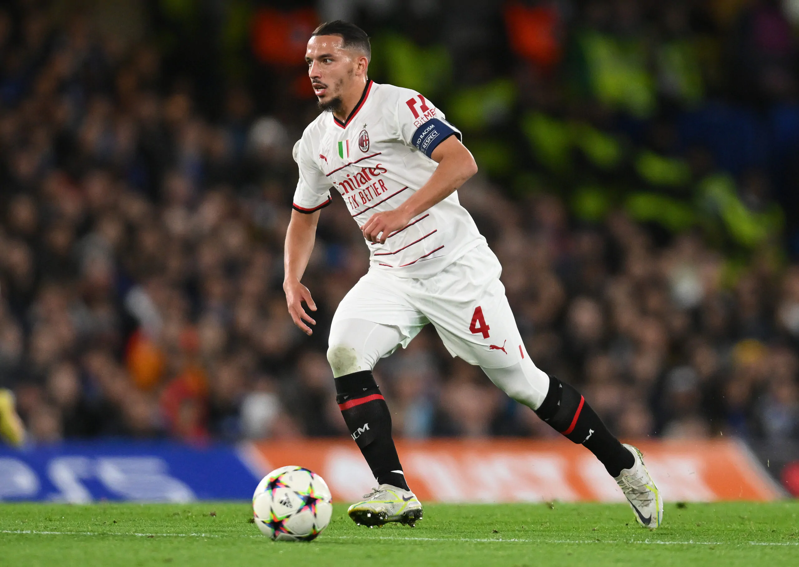 Attento Milan, Bennacer nel mirino di due big inglesi: la situazione