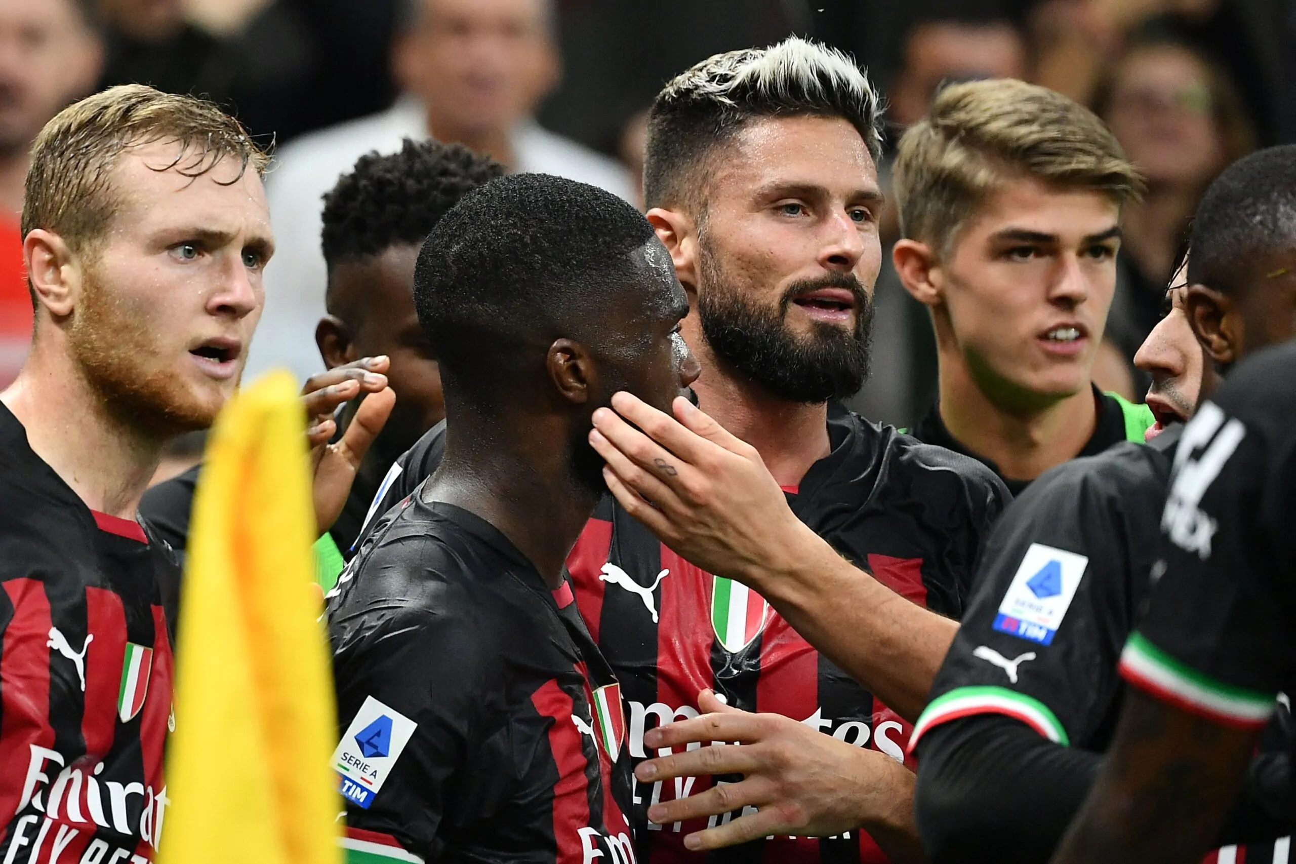 L’ex rossonero sicuro: “Quando il Milan funziona succede sempre in campo”