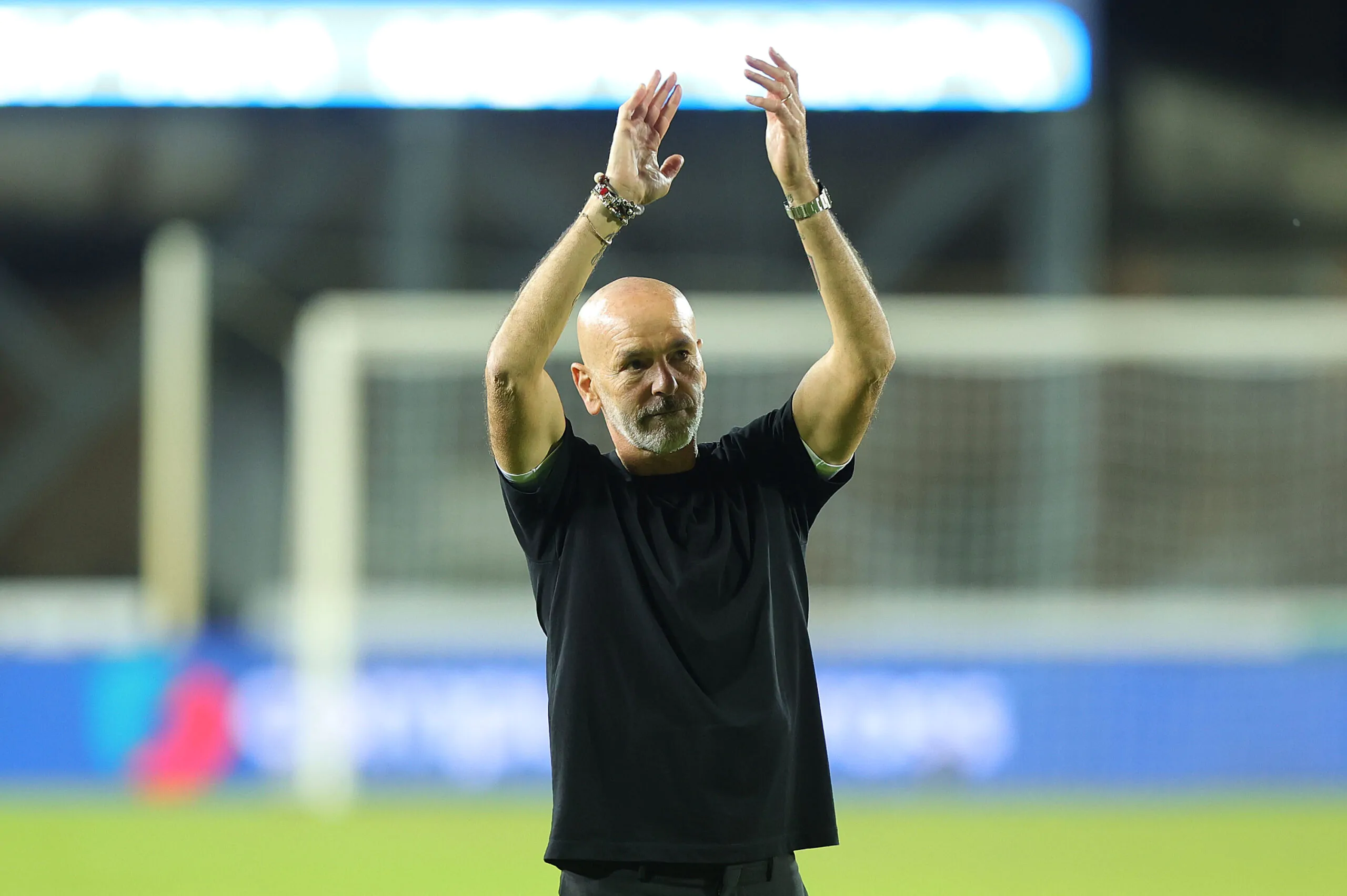 Milan, Pioli: “Il derby con l’Inter? Un momento decisivo”, poi il commento sul coro nato per lui