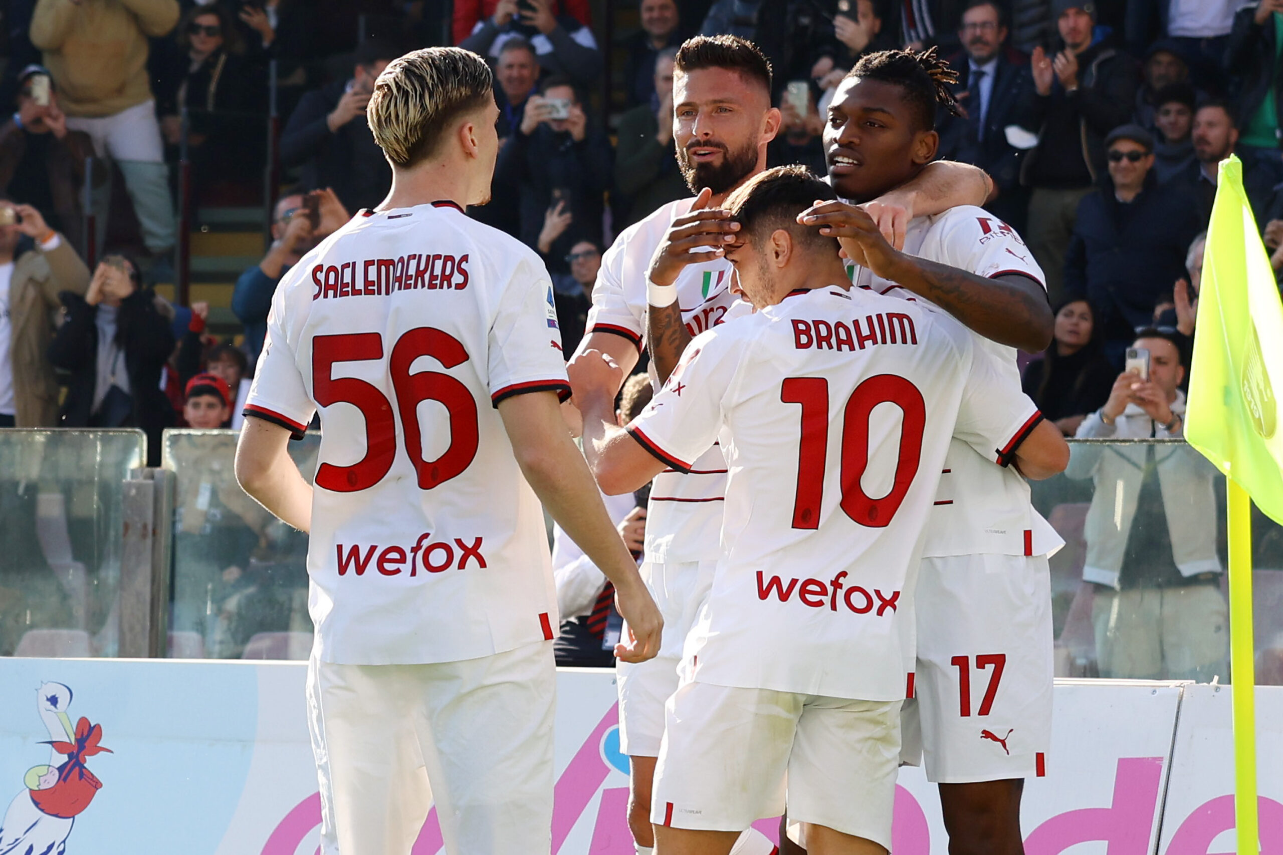 Inizia bene il 2023 del Milan vittoria a Salerno e primo posto più vicino