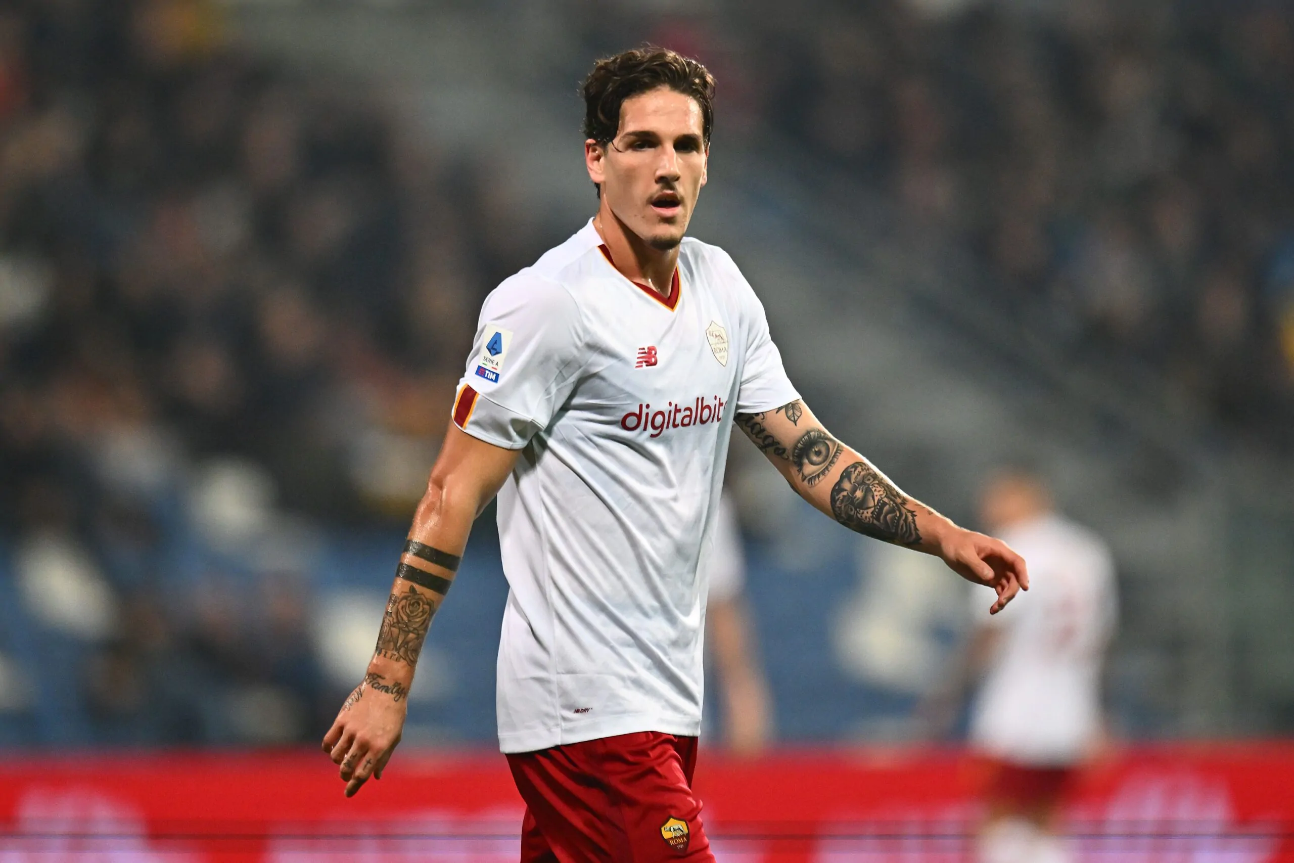 Rivelazione su Zaniolo: “Tanta distanza tra Milan e Roma, la trattativa può sbloccarsi solo in un caso