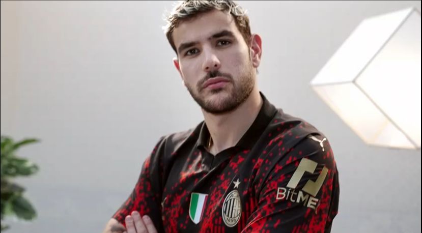Theo Hernandez Milan fourth kit
