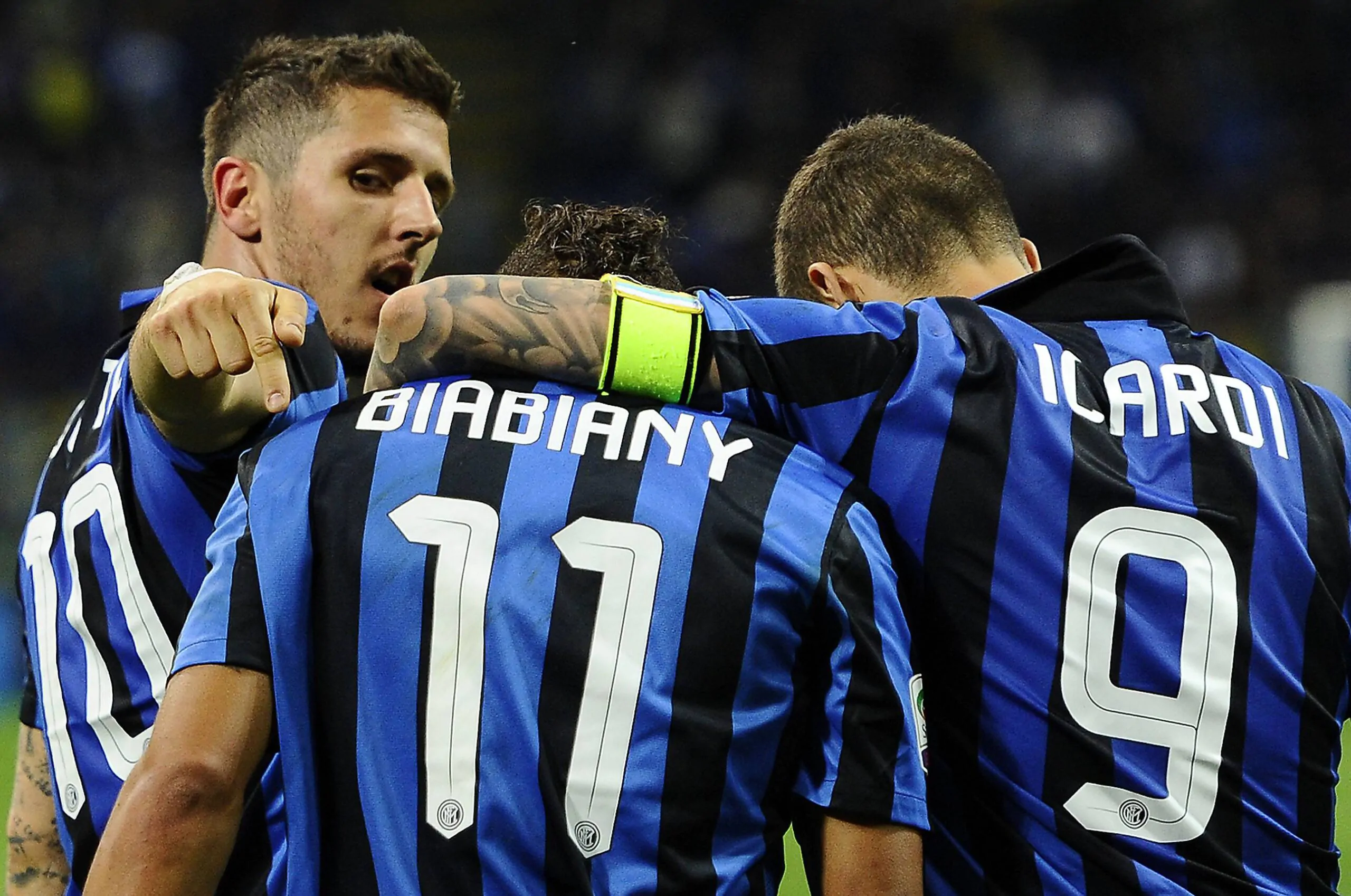Calciomercato, il Milan sulle tracce dell’ex attaccante dell’Inter: può tornare in Serie A!