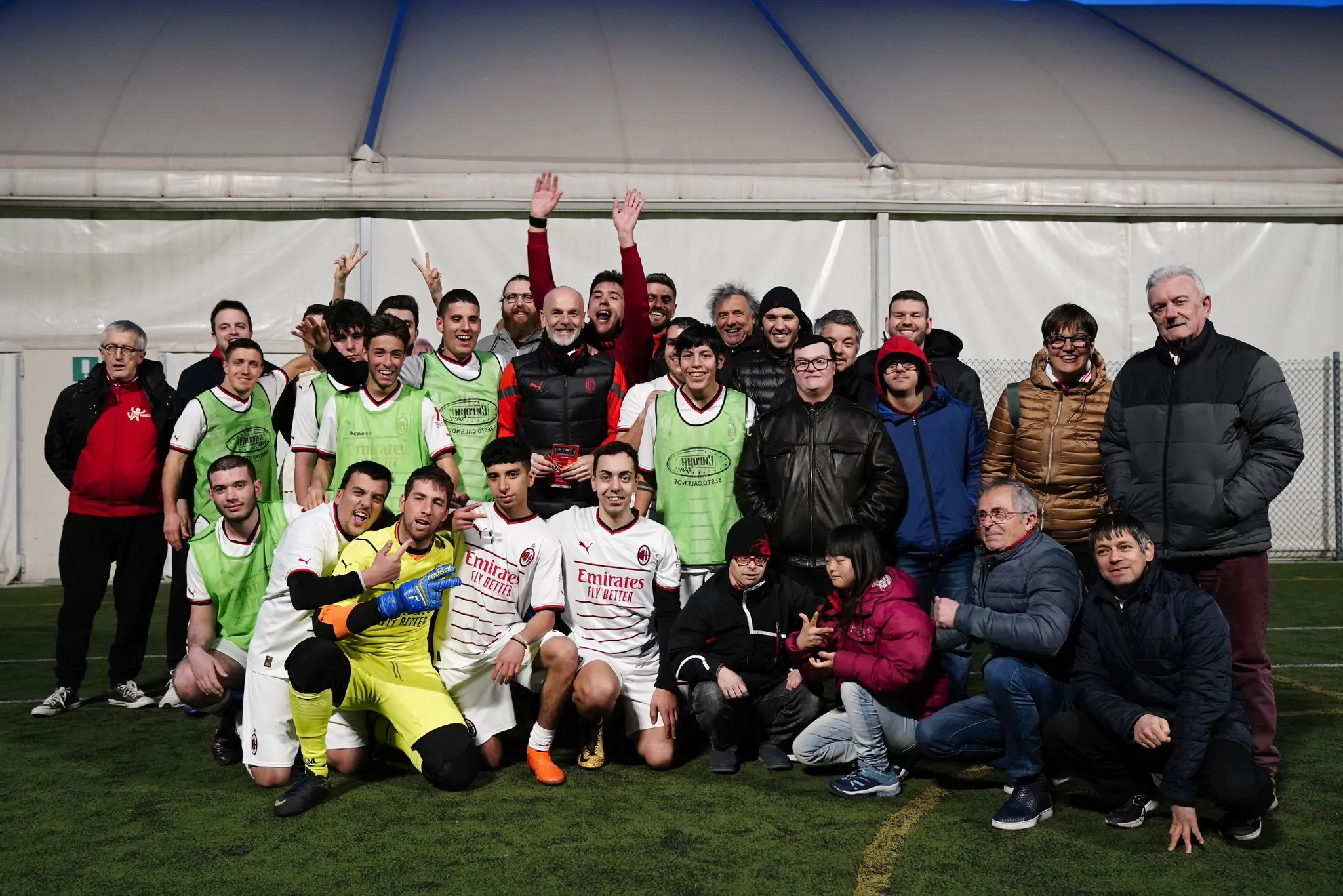 Milan, l’iniziativa di Pioli è da applausi: che sorpresa ai ragazzi del Vharese!