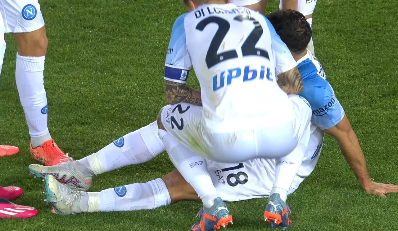 Milan-Napoli, infortunio tra gli azzurri: a rischio per il match di Champions League