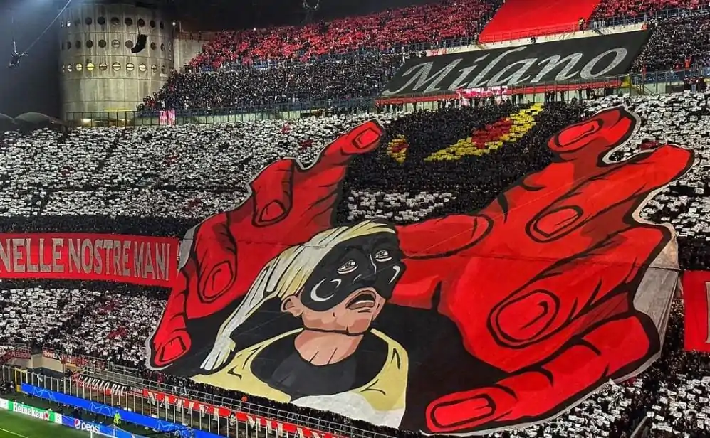Milan-Lecce, sfottò della Curva Sud al Napoli – FOTO