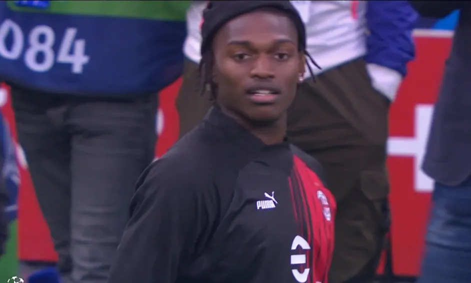 Costacurta incantato da Leao: “In 30 metri ne ha dati 12 a tutti gli altri”