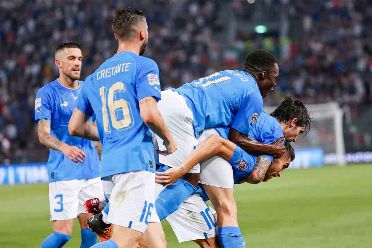 Mercato Milan, è duello per il talento italiano