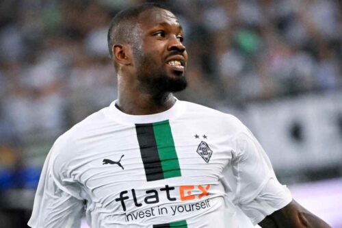 Un obiettivo del Milan potrebbe sfumare, c'è il Barcellona