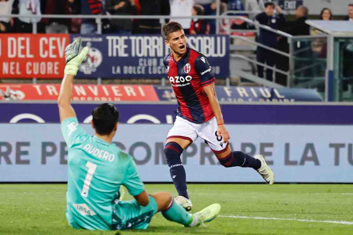 Il Milan punta a un centrocampista del Bologna: le sue dichiarazioni