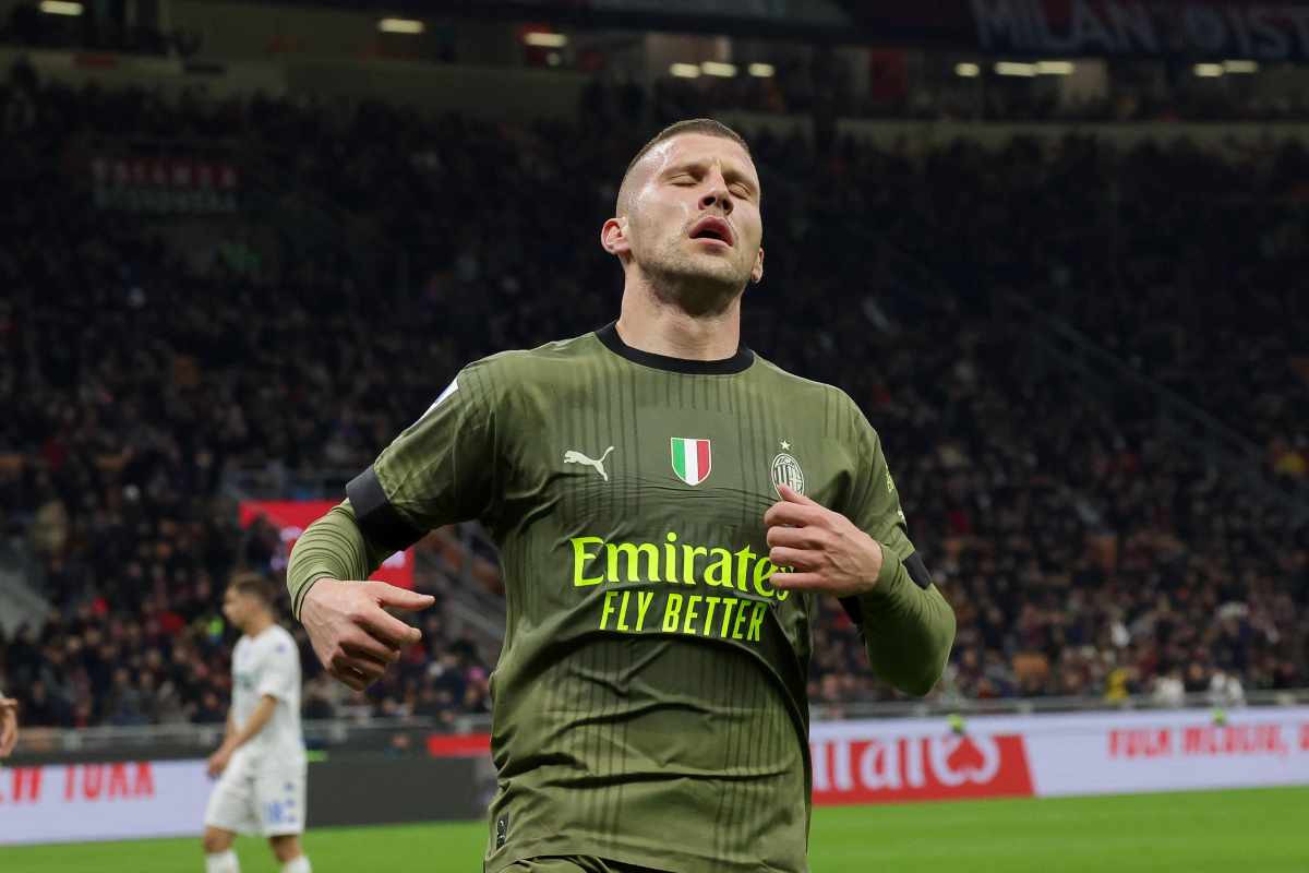 Ante Rebic deixa AC Milan e assina pelo Besiktas