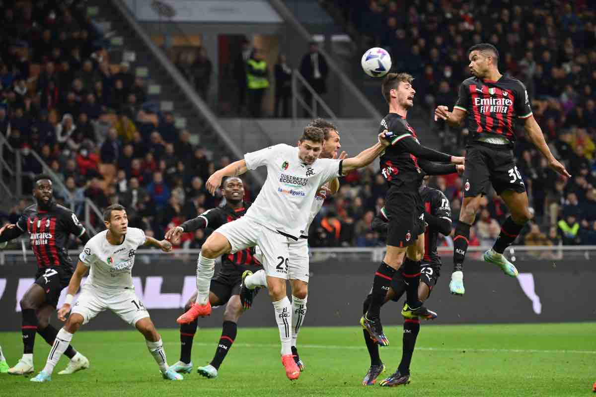 Caldara saluta il Milan: verso la cessione all'Hellas Verona